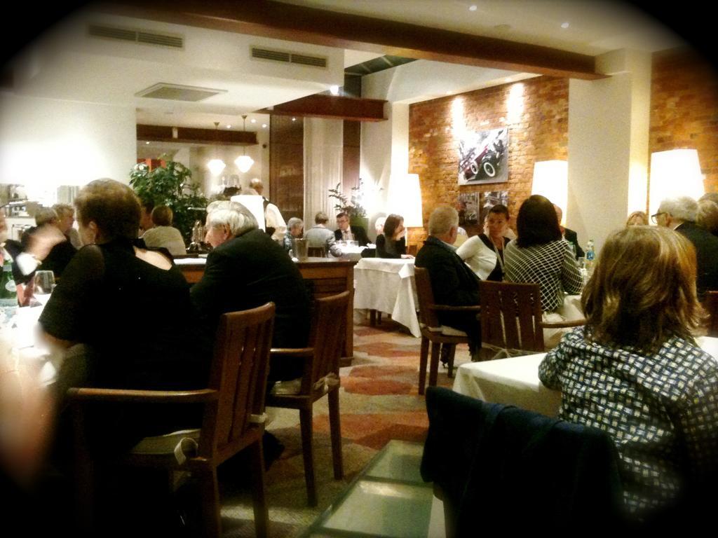 Hotel Firean Антверпен Екстериор снимка