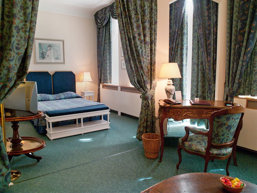 Hotel Firean Антверпен Екстериор снимка