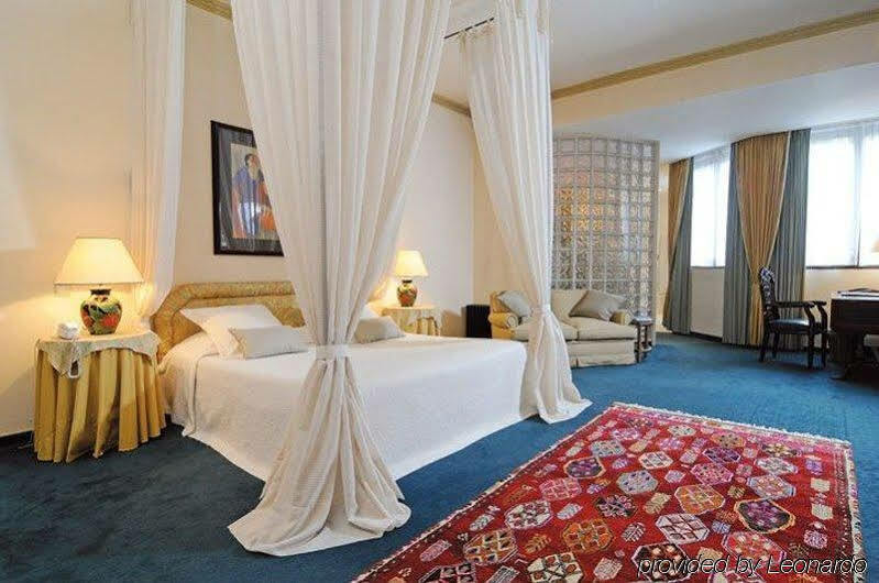 Hotel Firean Антверпен Екстериор снимка